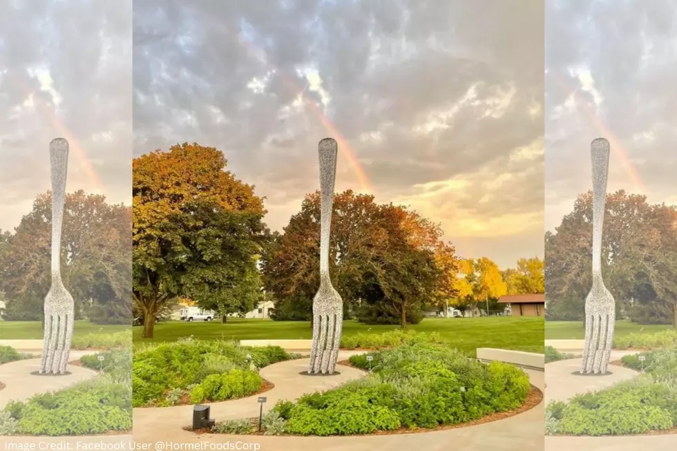 This Minnesota Company Put Up A Weird Statue At It&#8217;s World Headquarters