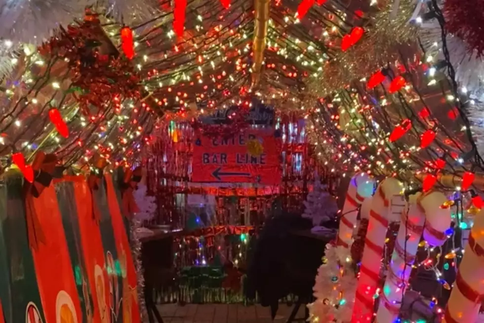 This Tiki Bar an Hour from St. Cloud is a Must-Visit During the Holidays