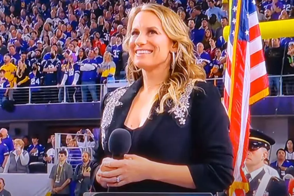 Did You Notice This Minnesotan On TV During The Vikings Game Thursday?