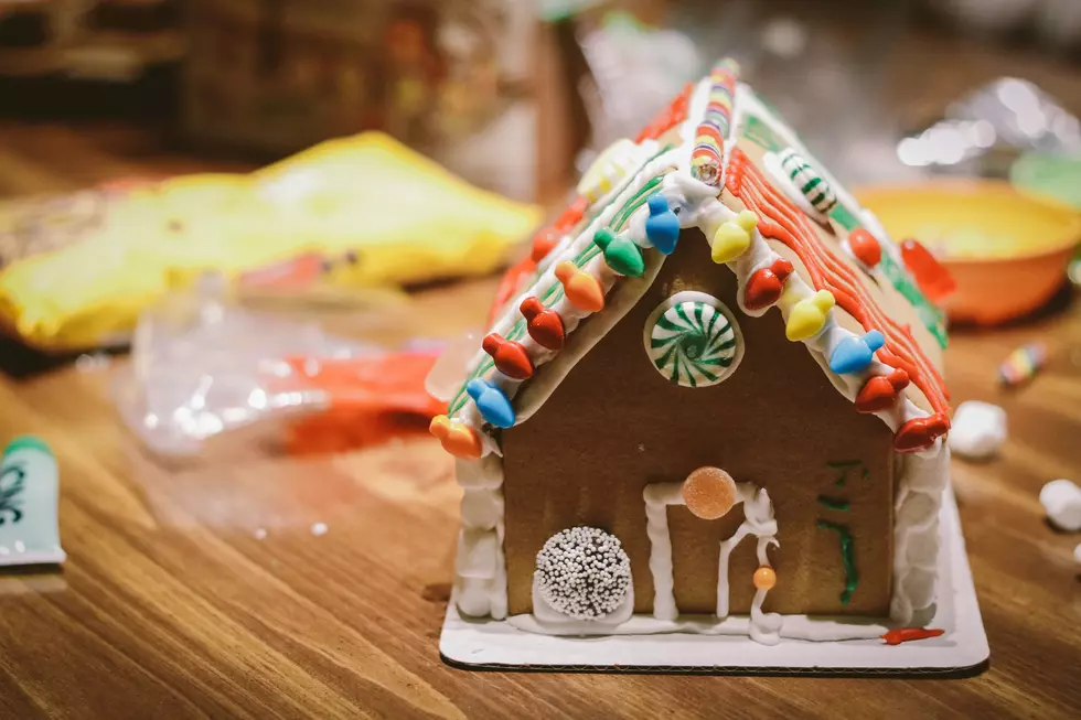 See Over 200 Gingerbread Houses on Display an Hour From St. Cloud
