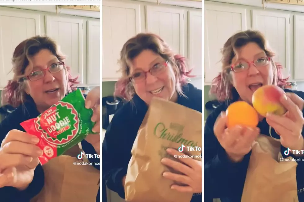 Small Town Fire Dept. In Minnesota Goes Door-to-Door Dropping off Christmas Goodie Bags