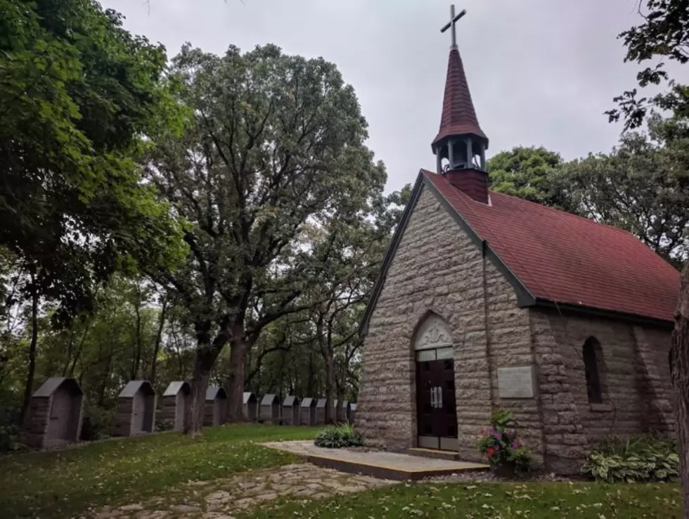 Did You Know That Central Minnesota Has A &#8216;Grasshopper&#8217; Chapel?