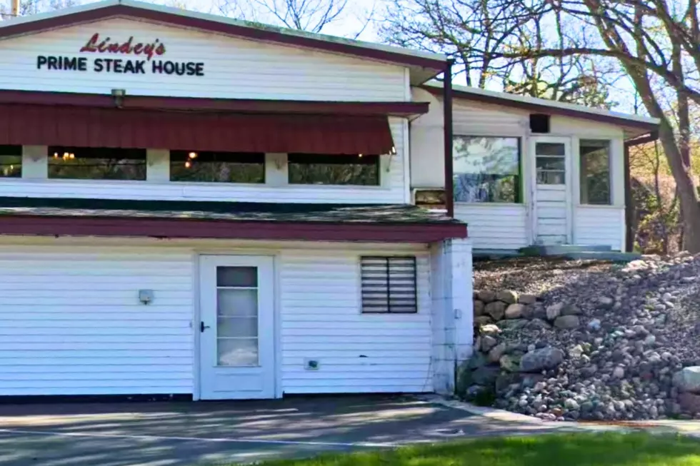 This Unassuming Building Hides Minnesota’s Best Steaks