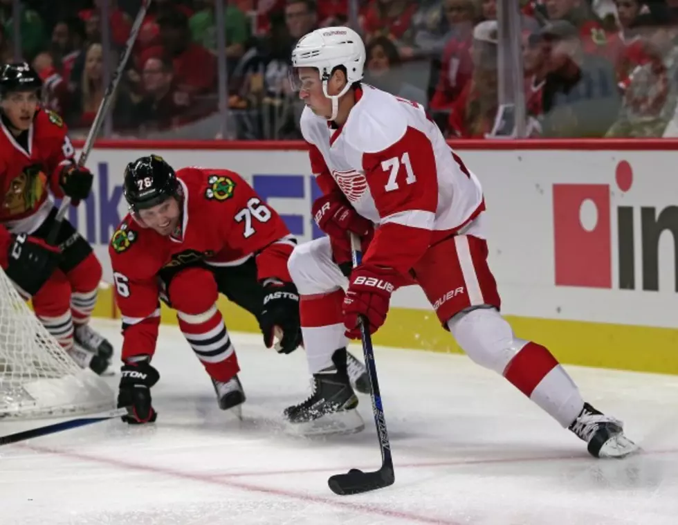 Sports: Red Wings win 6-1