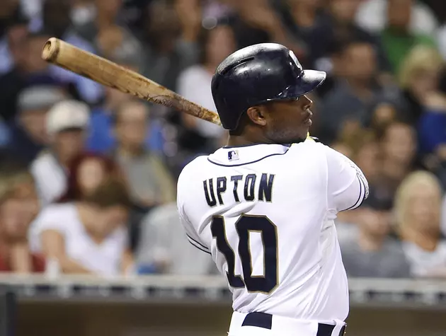 Tigers Officially Sign Upton