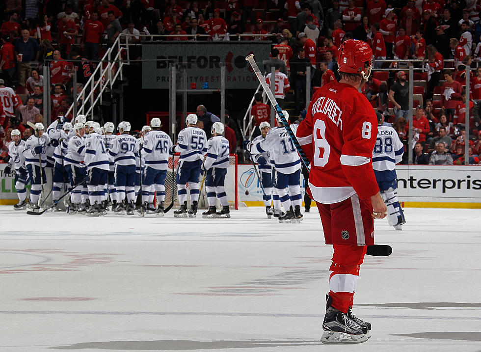 Sports Roundup: Red Wings Can’t Stop Lightning Power Play