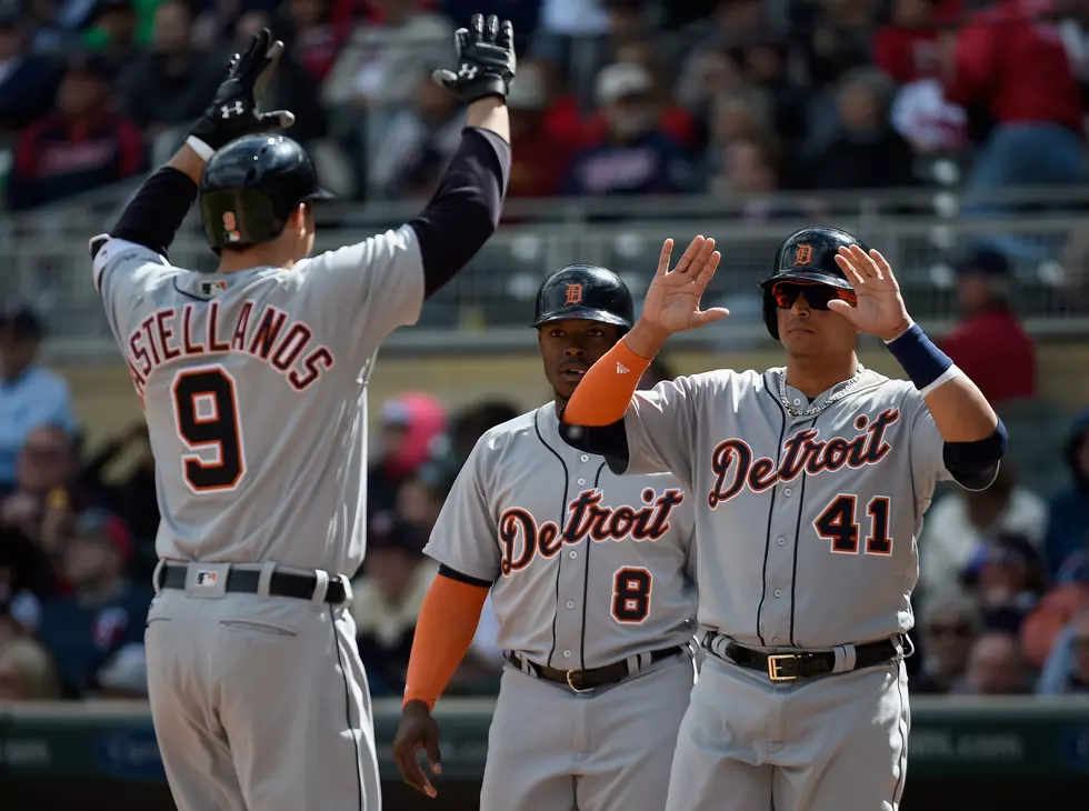 Sports: Tigers Sweep the Twins