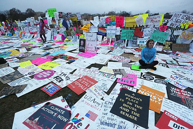 Liberal Women March On D.C. – Then Leave Trash Heaps for Someone Else to Clean Up