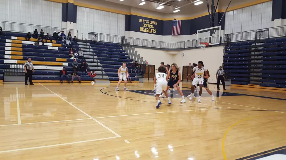 HS Basketball – Bearcats Bounces Niles for Second Straight Win