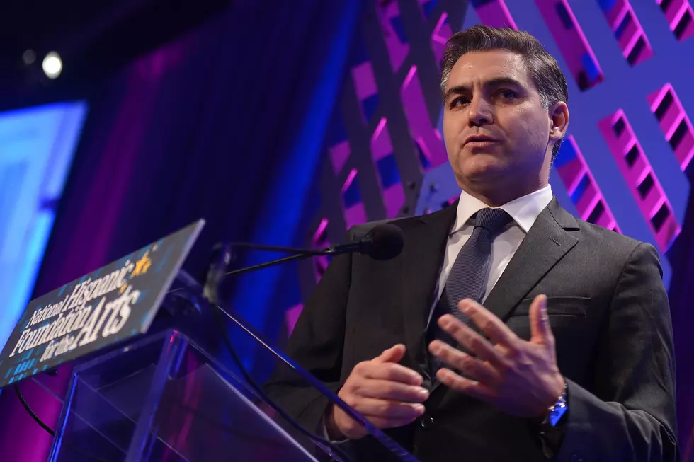 Did CNN Reporter Jim Acosta Intentionally Hit Intern&#8217;s Arm?