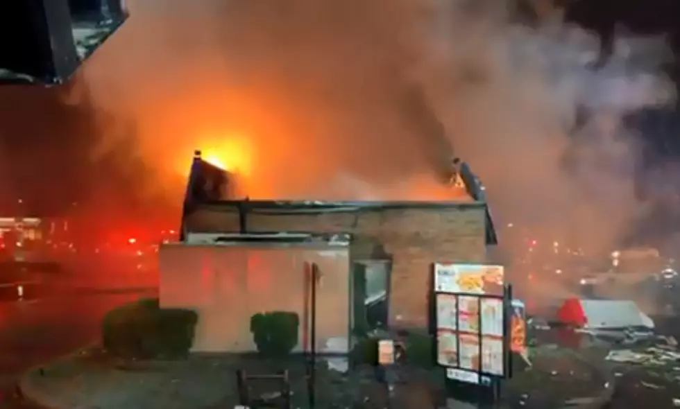 Fire Damages KFC Restaurant In Pennfield