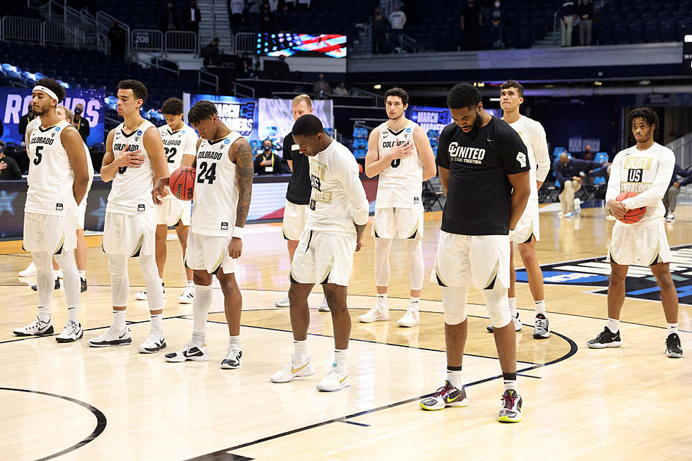 Georgetown Basketball Team Kneels On America And Then Loses On The Floor
