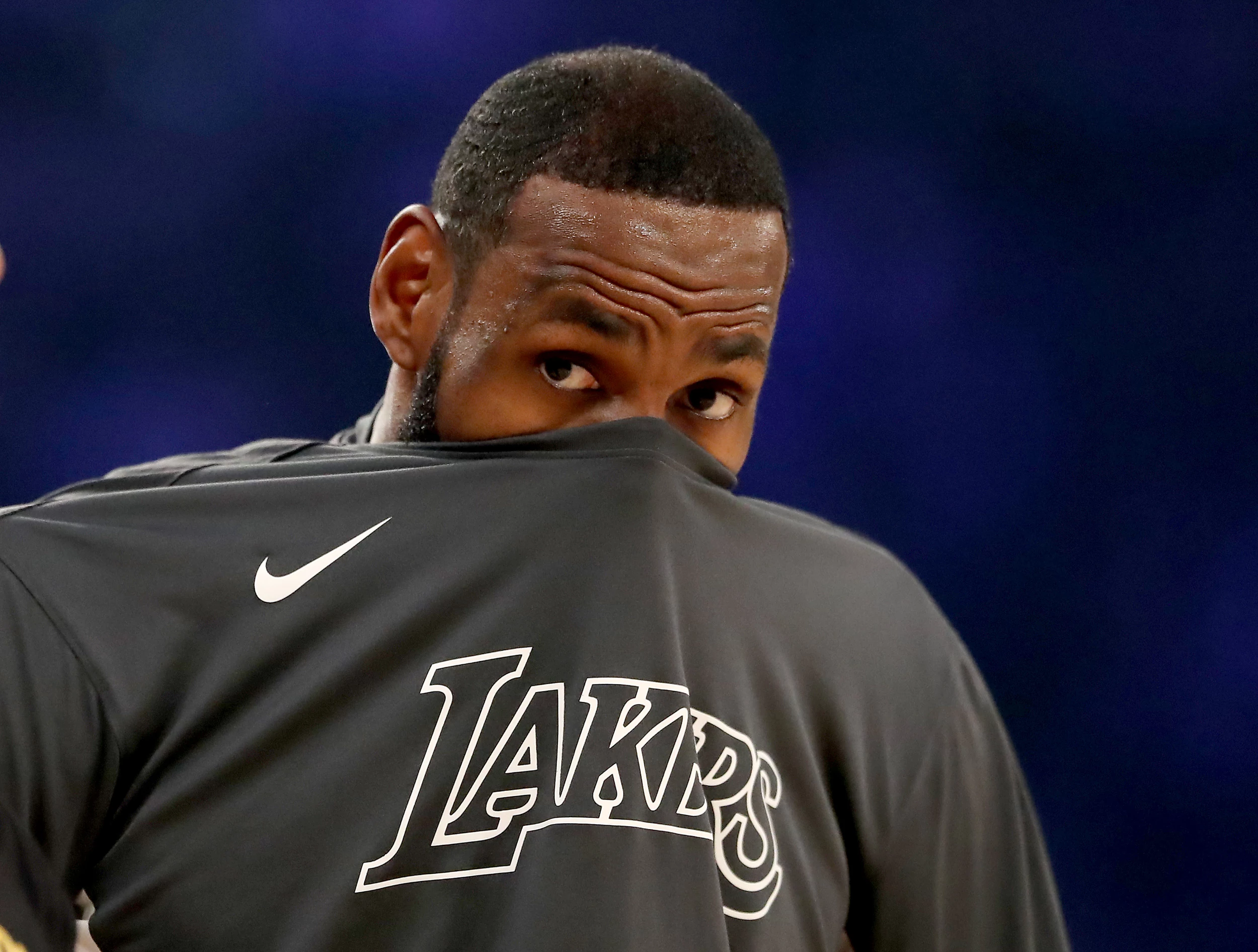 Lakers All-Star LeBron James Wears Jackie Robinson Dodgers Jersey