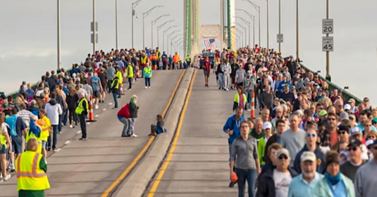 walk mackinac bridge 2021