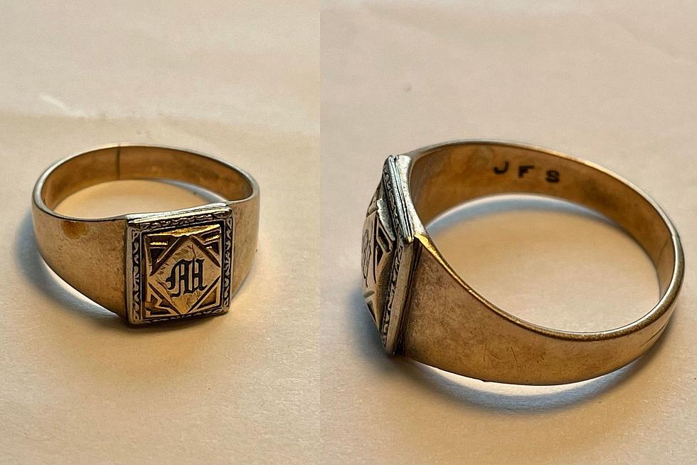 Michigan Man Hopes to Reunite Ring Found in Lake St. Clair with Owner 