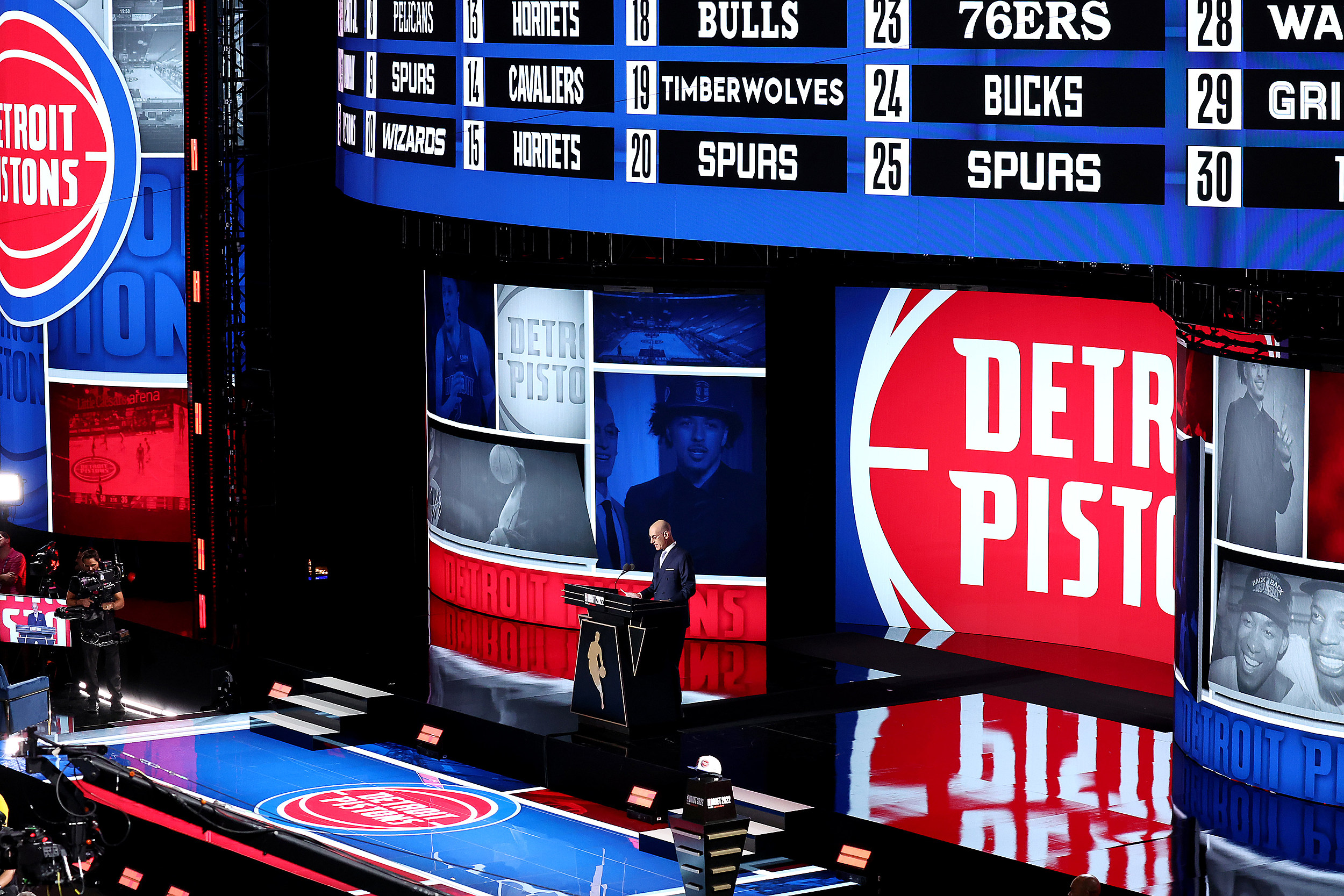 Top Reactions to Pistons Falling to 5th Pick in NBA Draft Lottery
