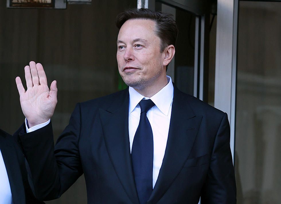 Elon Musk Says He’s Found Someone to Lead Twitter as New CEO
