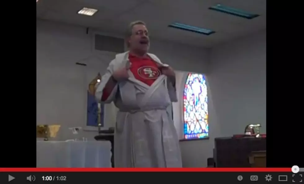 Pastor And 49ers Fan Gives Minute-Long Sermon To Catch Game