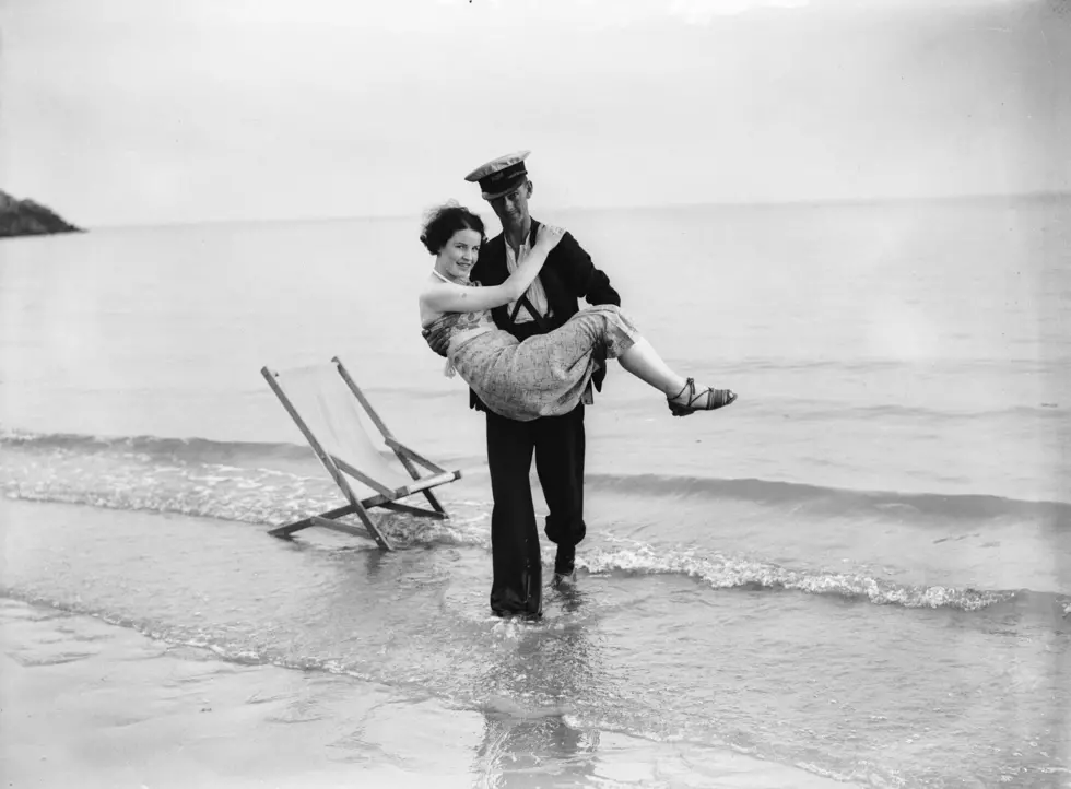 8 Acts Of Chivalry To Bring Back