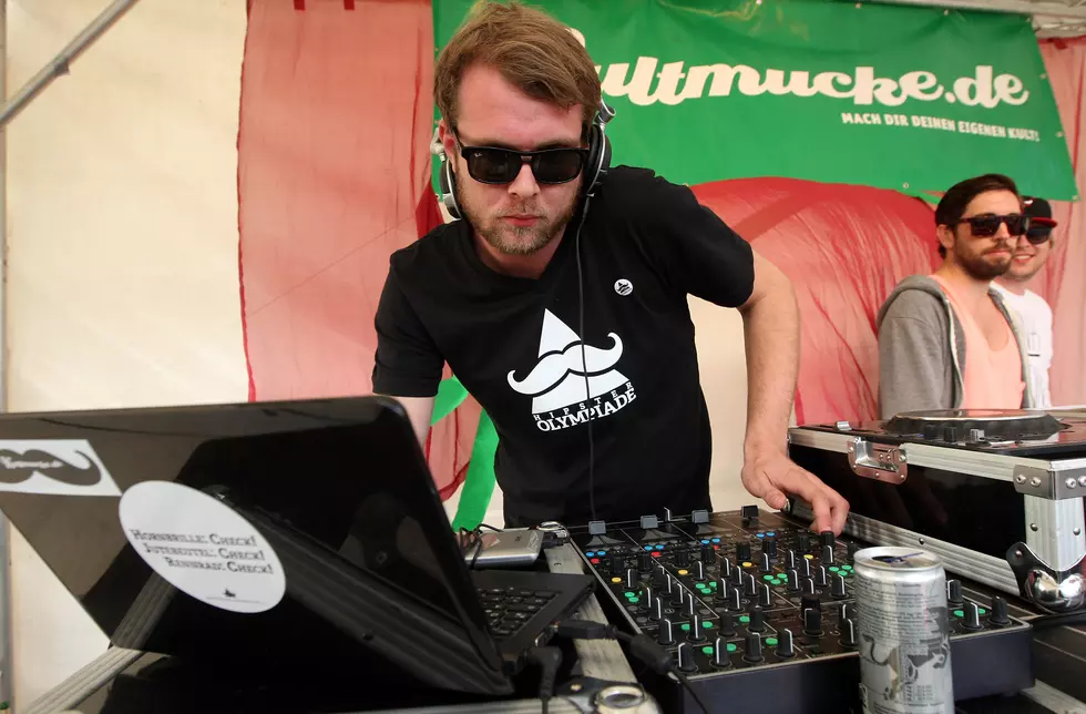 Don&#8217;t Call Me A DJ [VIDEO]