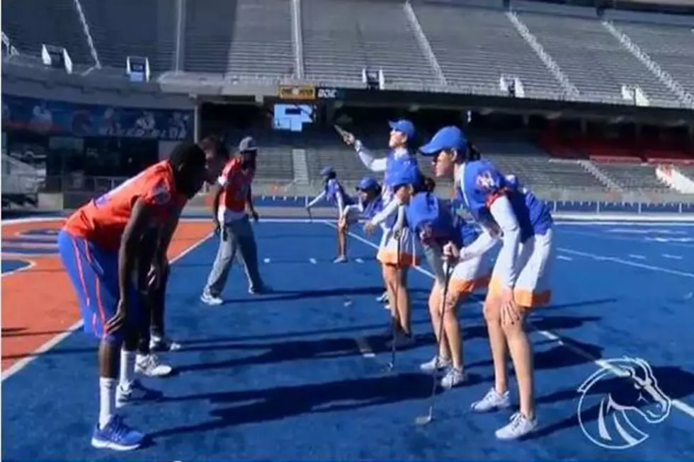 Boise State Women&#8217;s Golf Team Shows Off Their New Trick Play [WATCH]