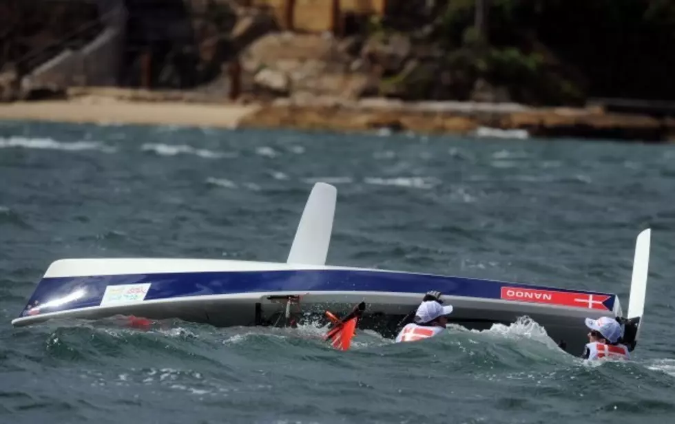 Boat Capsizes at Lake Lowell