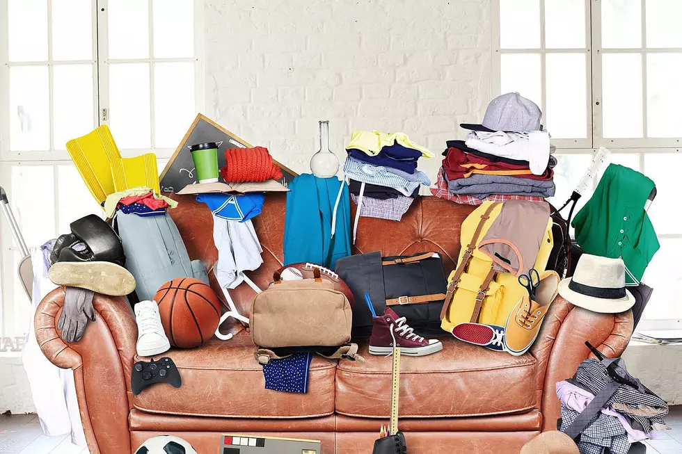 Hoarder or Neat Freak? Top 10 Items to Toss