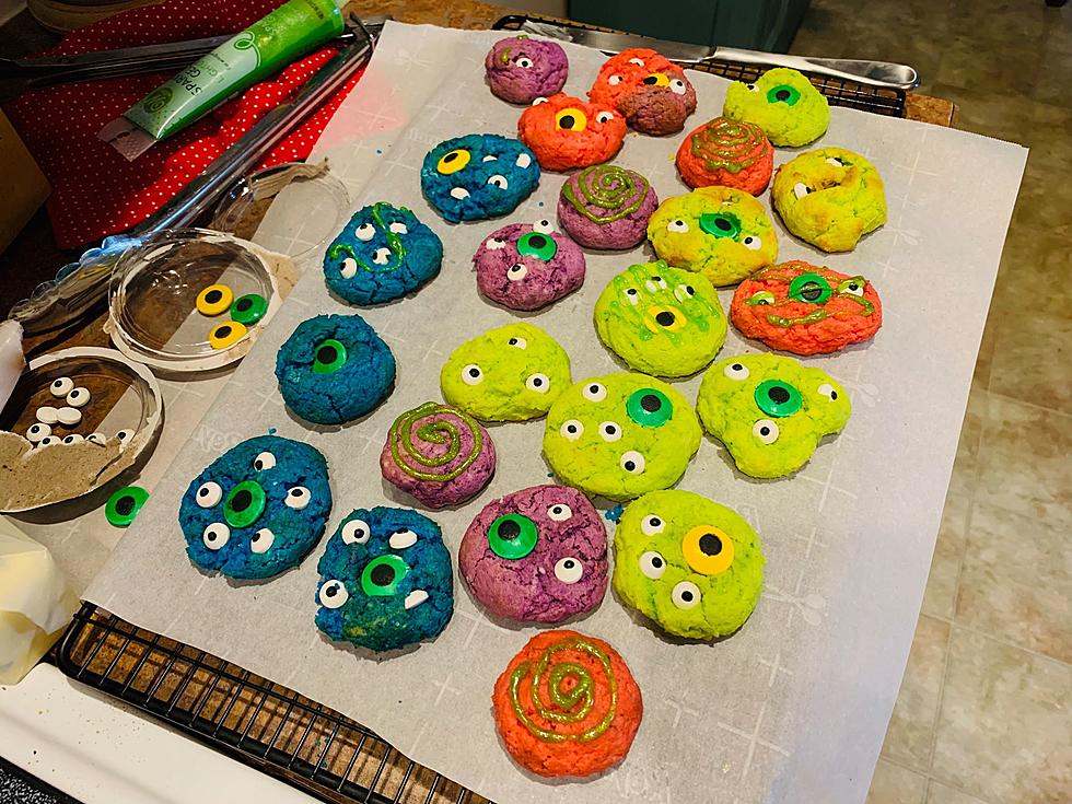 Fun Gooey Eyeball Cookies for Halloween