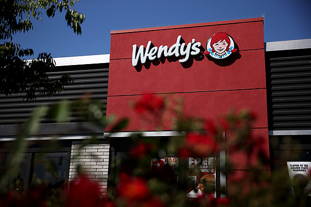 An Open Letter to the Singing Wendy&#8217;s Drive-Thru Worker
