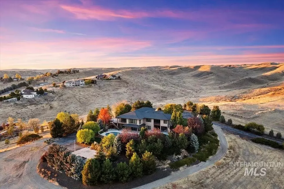 Stunning $3.5 Million Home in Eagle Has 360-View of the Valley