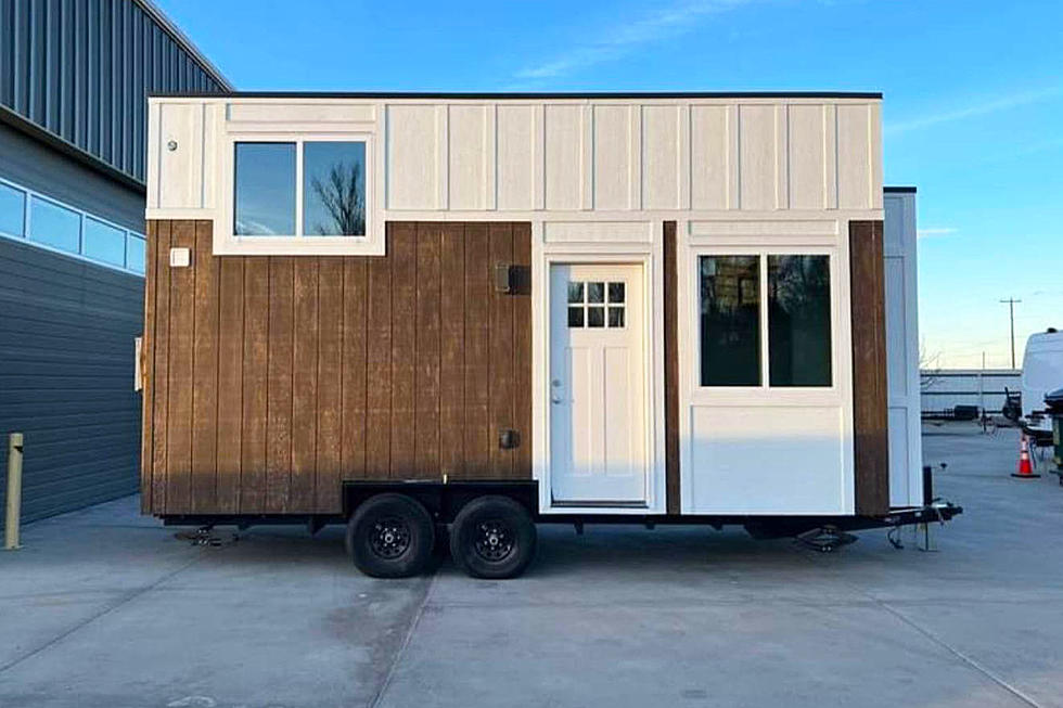 Awesome Tiny Home in Nampa (Take a Look Inside!)