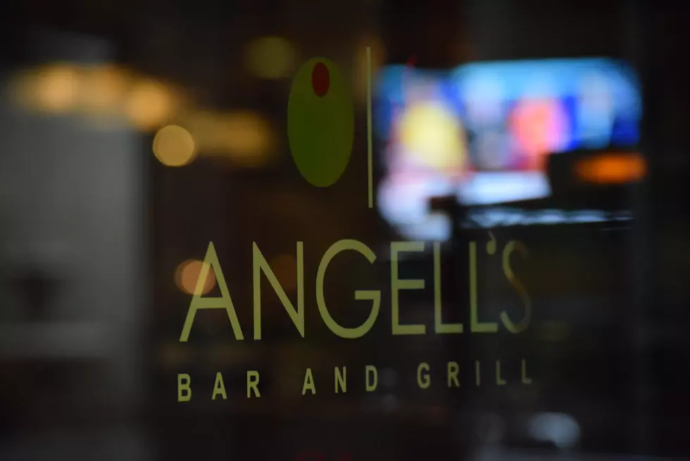 Photos From GOP Debate at Angell’s