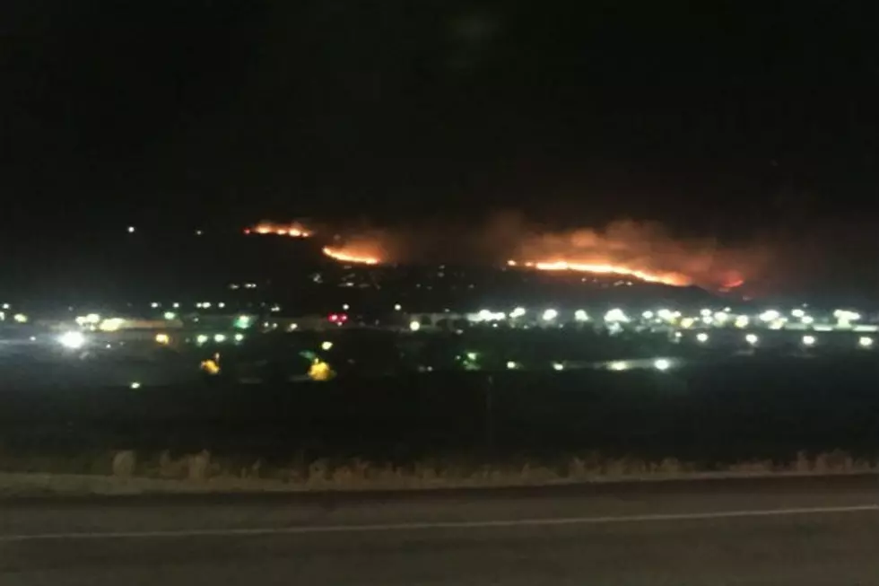 Fire Burns More Than 2,500 Acres Near Table Rock