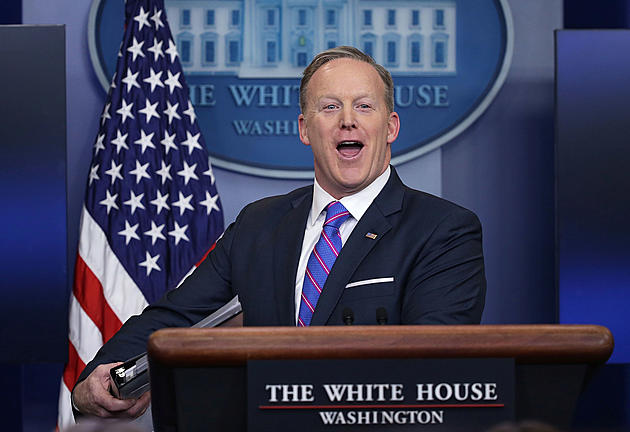 Watch Sean Spicer Apologize