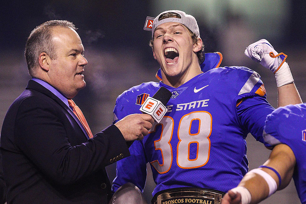 Boise State Star Leighton Vander Esch Steps Away From NFL