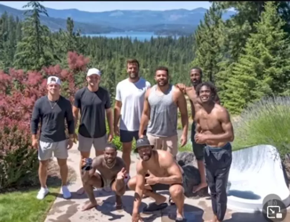 NFL Team Spend Their Last Days Of Summer Vacation in Idaho 