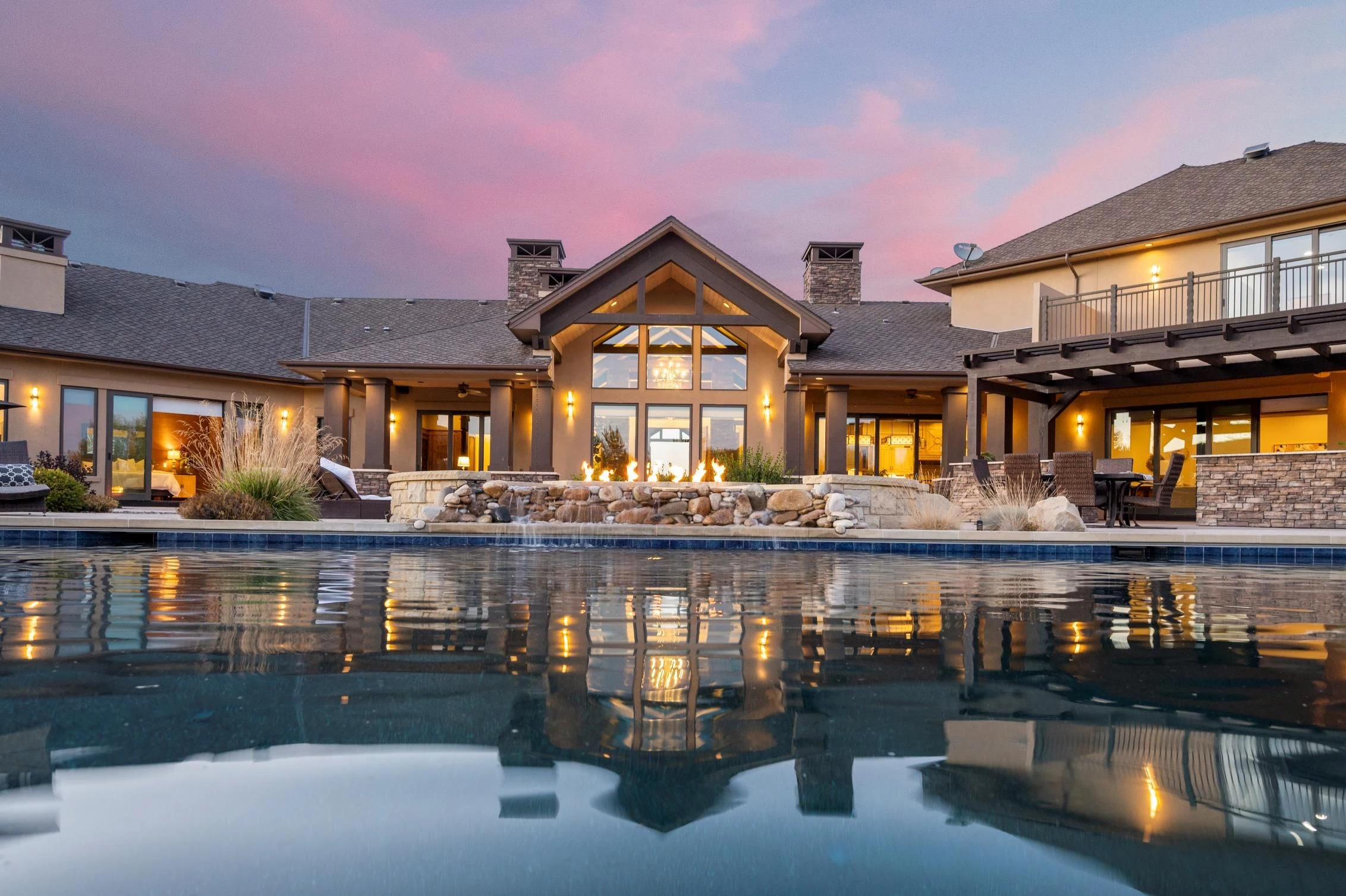 10 Most Expensive Homes of NFL Players 