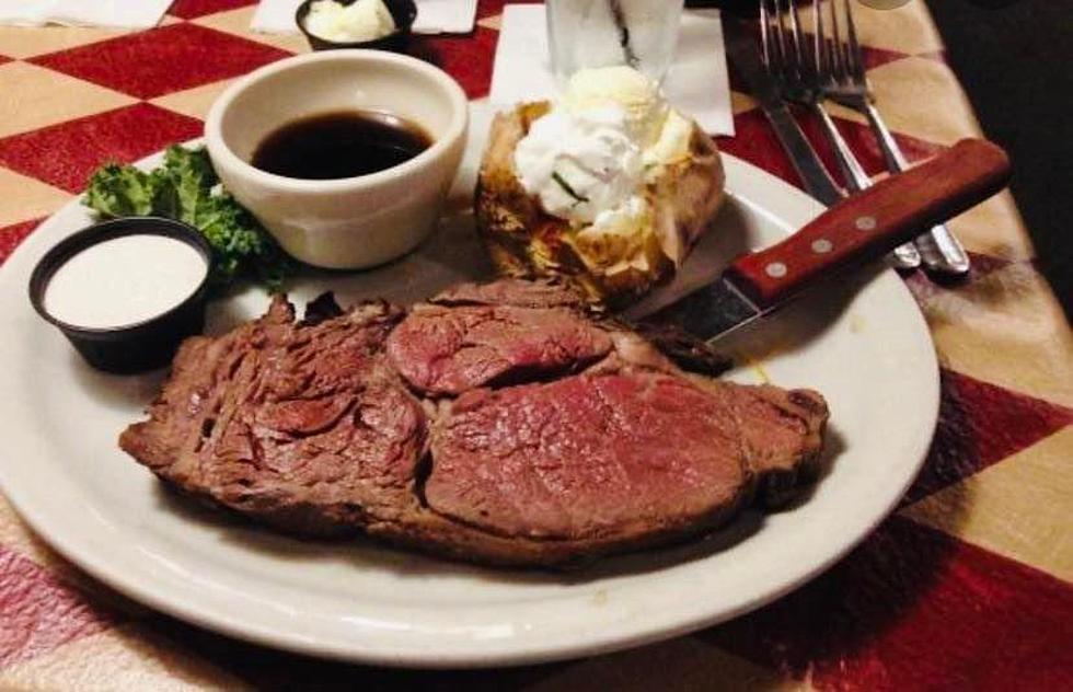 Idaho’s Most Delicious Prime Rib Is Served In A Bowling Alley