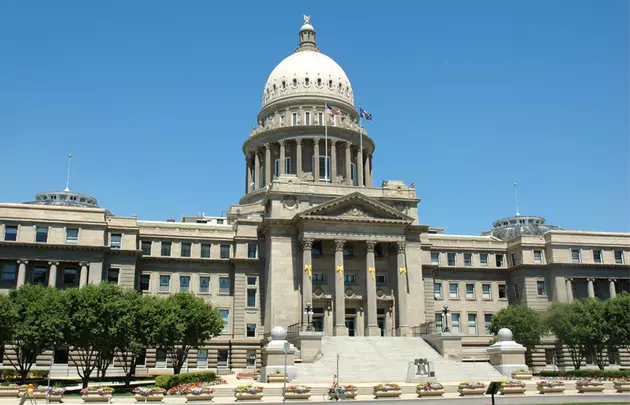 Outdoor Dining Event at the Capitol Building in Downtown Boise