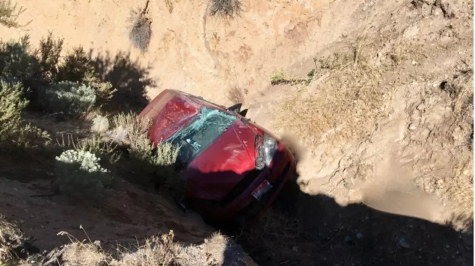 Vehicle Mysteriously Lands in Ravine Near Table Rock