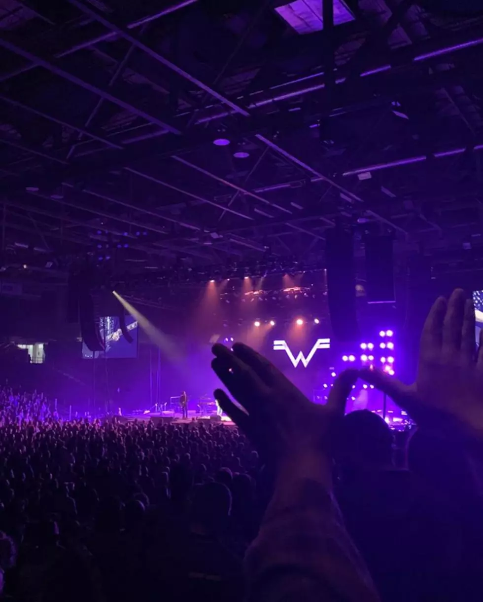 Weezer and The Pixies Concert Pumped Up the Ford Idaho Center