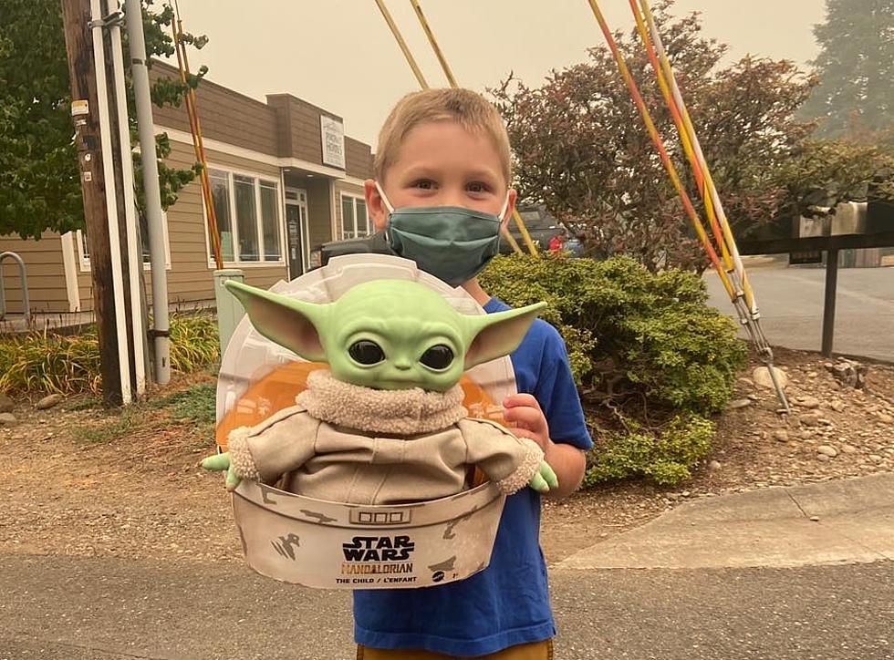 5-Year-Old Sends Baby Yoda Toy to Firefighters in Oregon