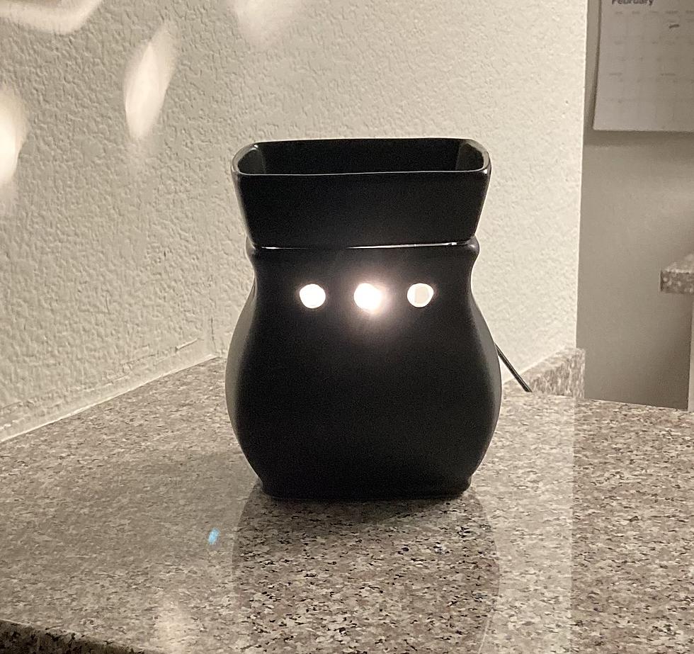 Scentsy Called Out As Toxic ‘Chemical Soup’ By Popular Influencer