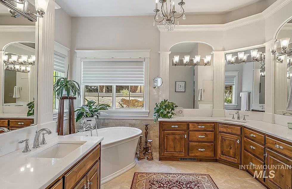 Stunning Boise Home Bathrooms That Make Peeing Feel Fancy