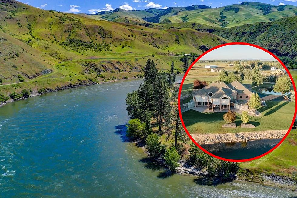 A Look At 2 Of Idaho’s Most Stunning Beach Homes For Sale