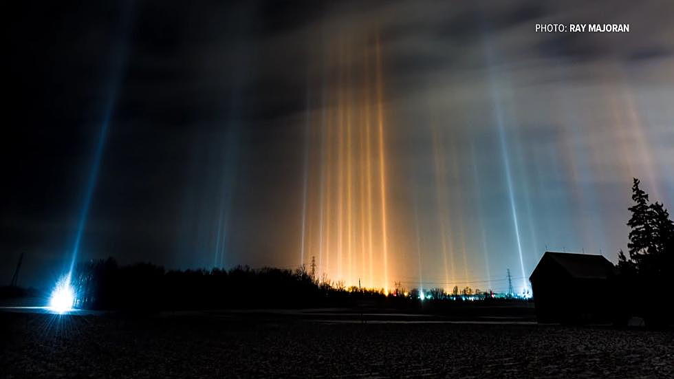 Why Are Amazing Pillars Of Light Randomly Appearing In Idaho?