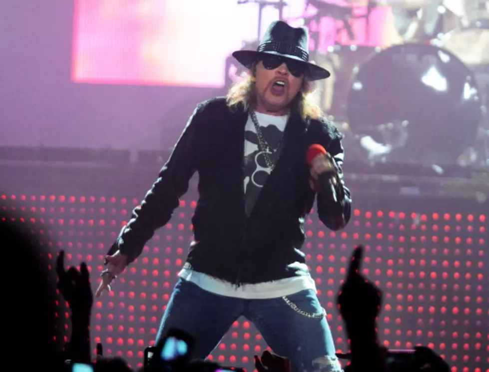 Axl On ‘That Metal Show’, Guns N’ Roses Concert Preview [VIDEO]