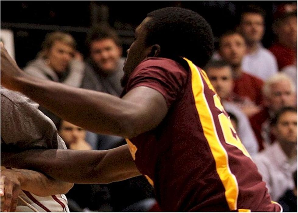 Gopher Men’s Basketball Wins At Nebraska