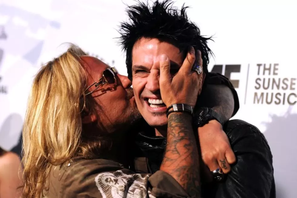 Vince Neil Denying Reports of Trouble With Bandmates
