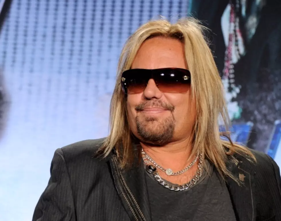 Vince Neil gets Angry and it’s Caught on Camera [VIDEO]